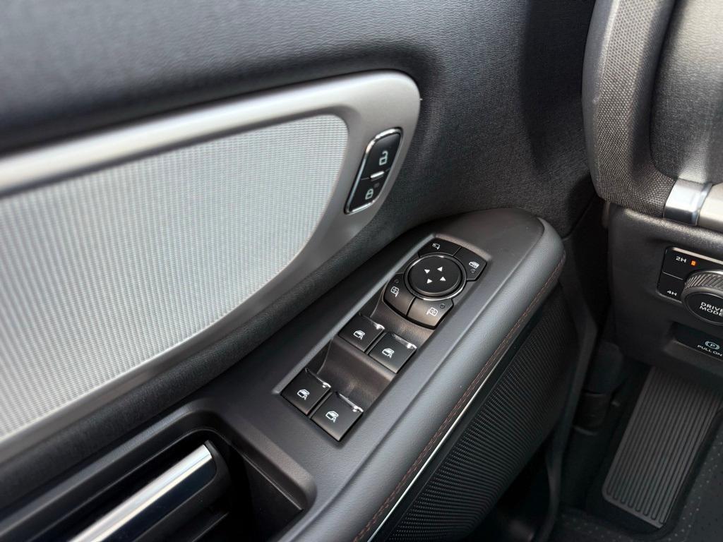 new 2025 Ford Expedition car, priced at $67,990