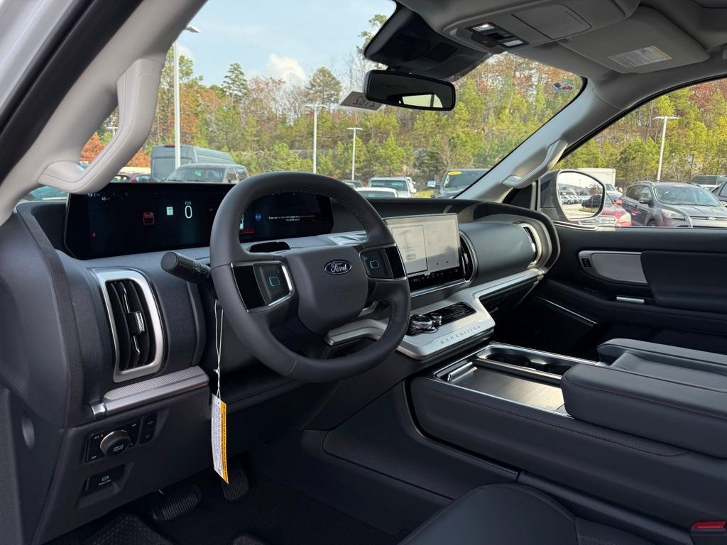 new 2025 Ford Expedition car, priced at $67,990