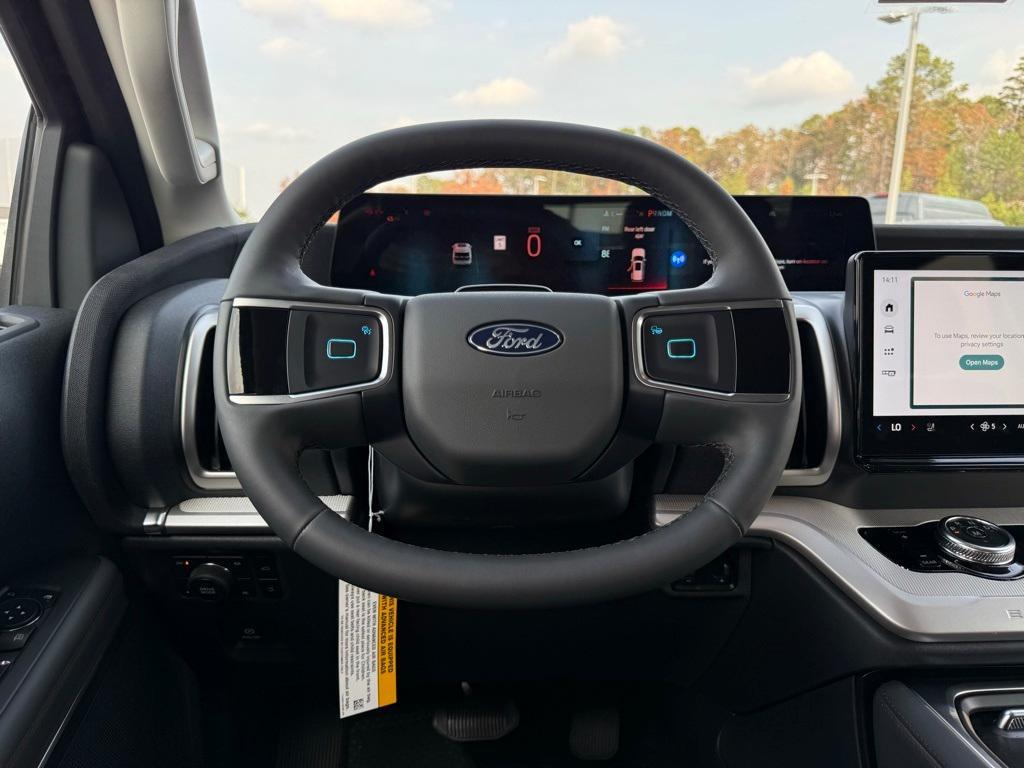 new 2025 Ford Expedition car, priced at $67,990