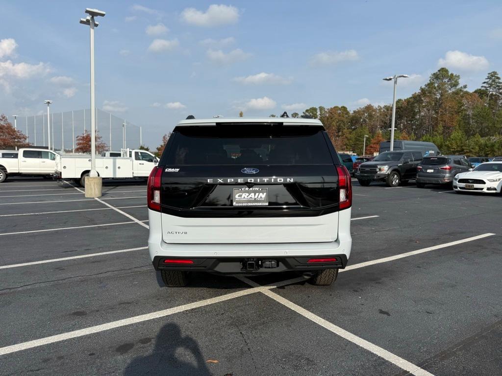 new 2025 Ford Expedition car, priced at $67,990