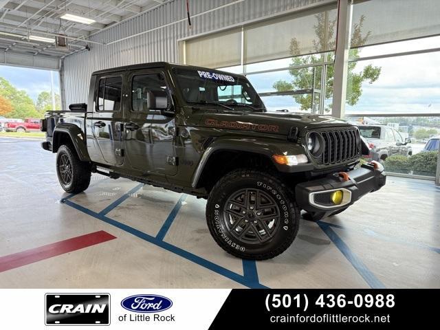 used 2024 Jeep Gladiator car, priced at $38,602