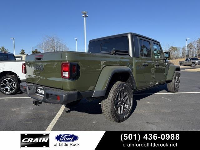 used 2024 Jeep Gladiator car, priced at $37,182