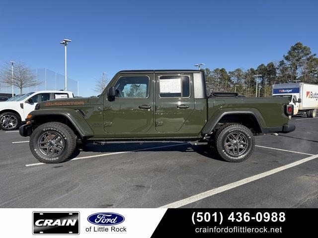 used 2024 Jeep Gladiator car, priced at $37,182