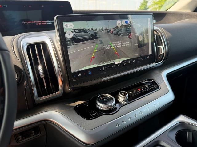new 2025 Ford Expedition car, priced at $80,230