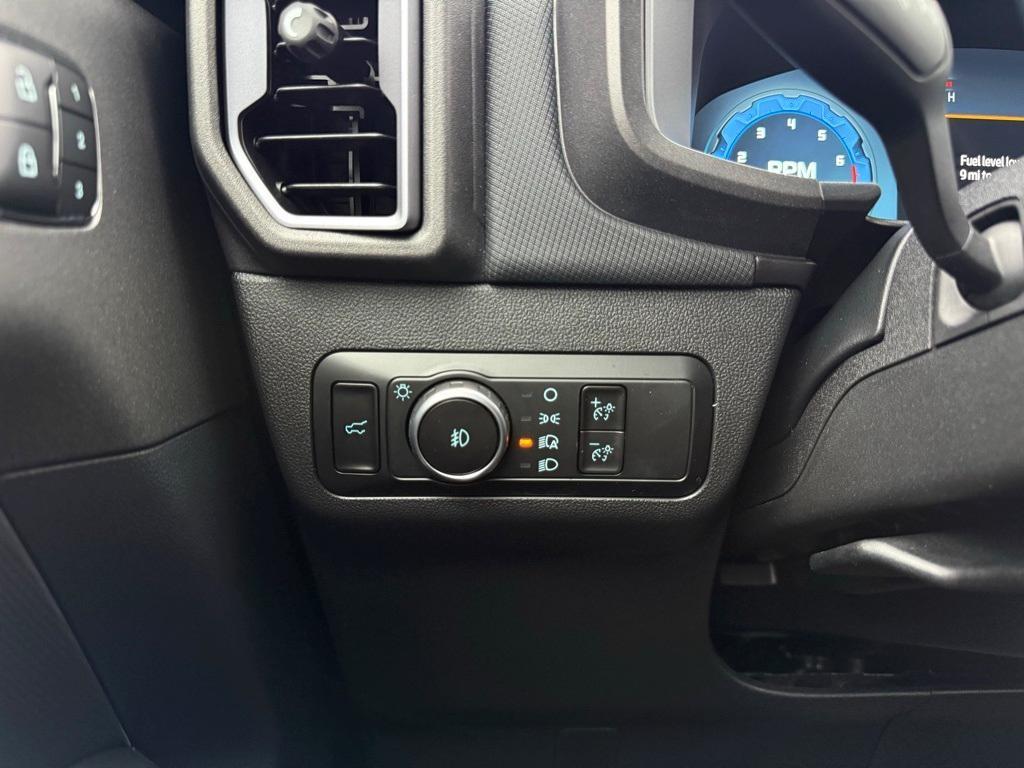 new 2025 Ford Bronco Sport car, priced at $37,990