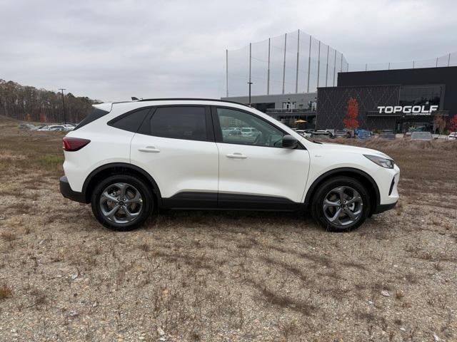 new 2025 Ford Escape car, priced at $33,302