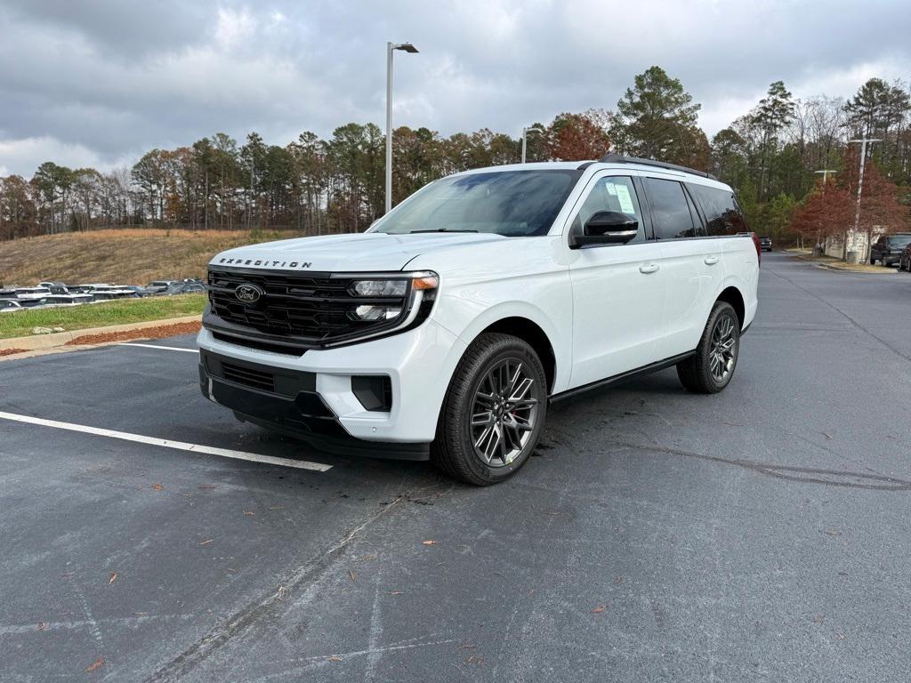 new 2025 Ford Expedition car, priced at $79,990
