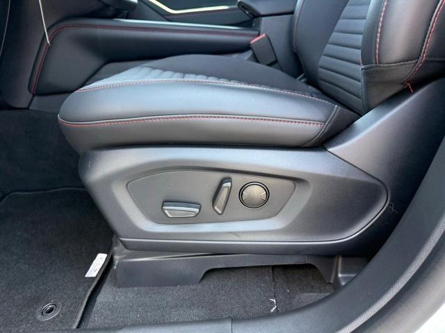 new 2025 Ford Explorer car