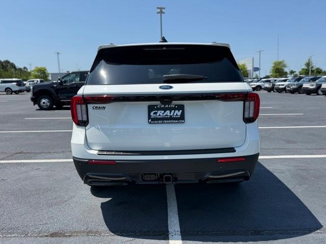 new 2025 Ford Explorer car