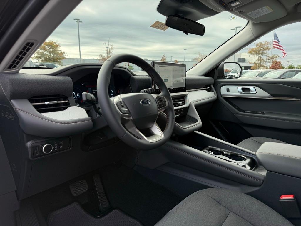 new 2026 Ford Explorer car, priced at $39,990
