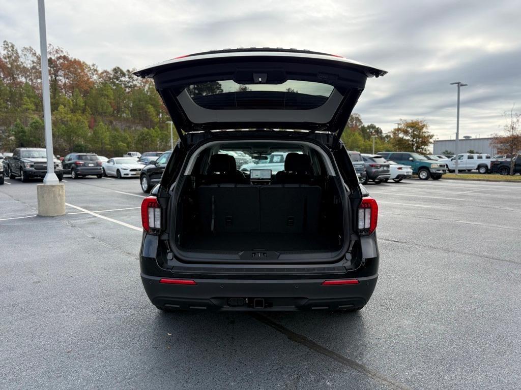 new 2026 Ford Explorer car, priced at $39,990