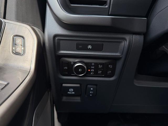 new 2025 Ford F-150 car, priced at $63,424