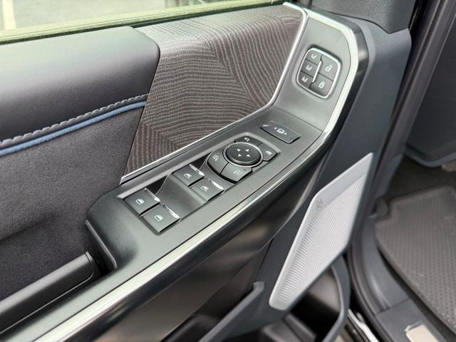 new 2025 Ford F-250 car, priced at $95,554