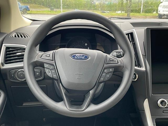 new 2024 Ford Edge car, priced at $34,155