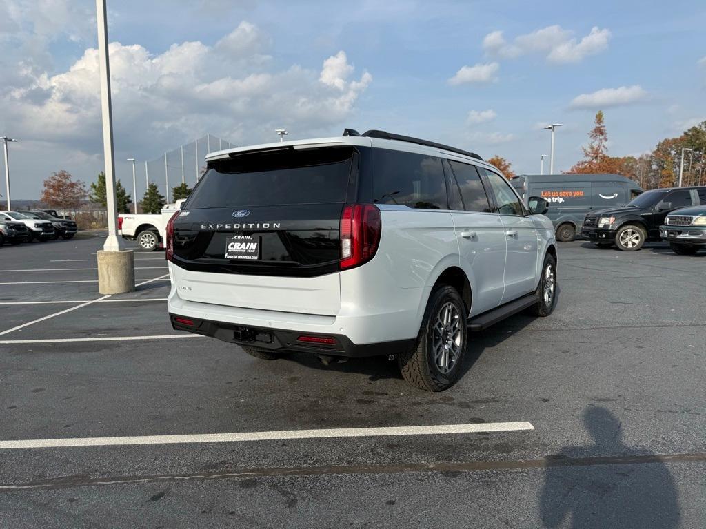 new 2025 Ford Expedition car, priced at $67,990