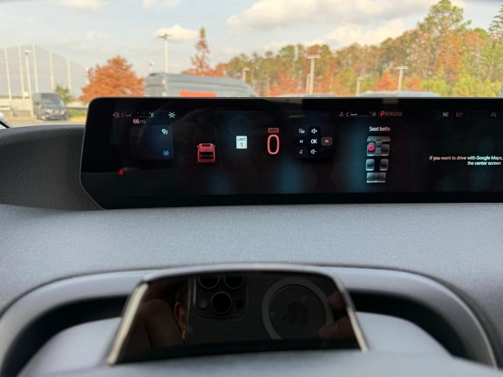 new 2025 Ford Expedition car, priced at $67,990