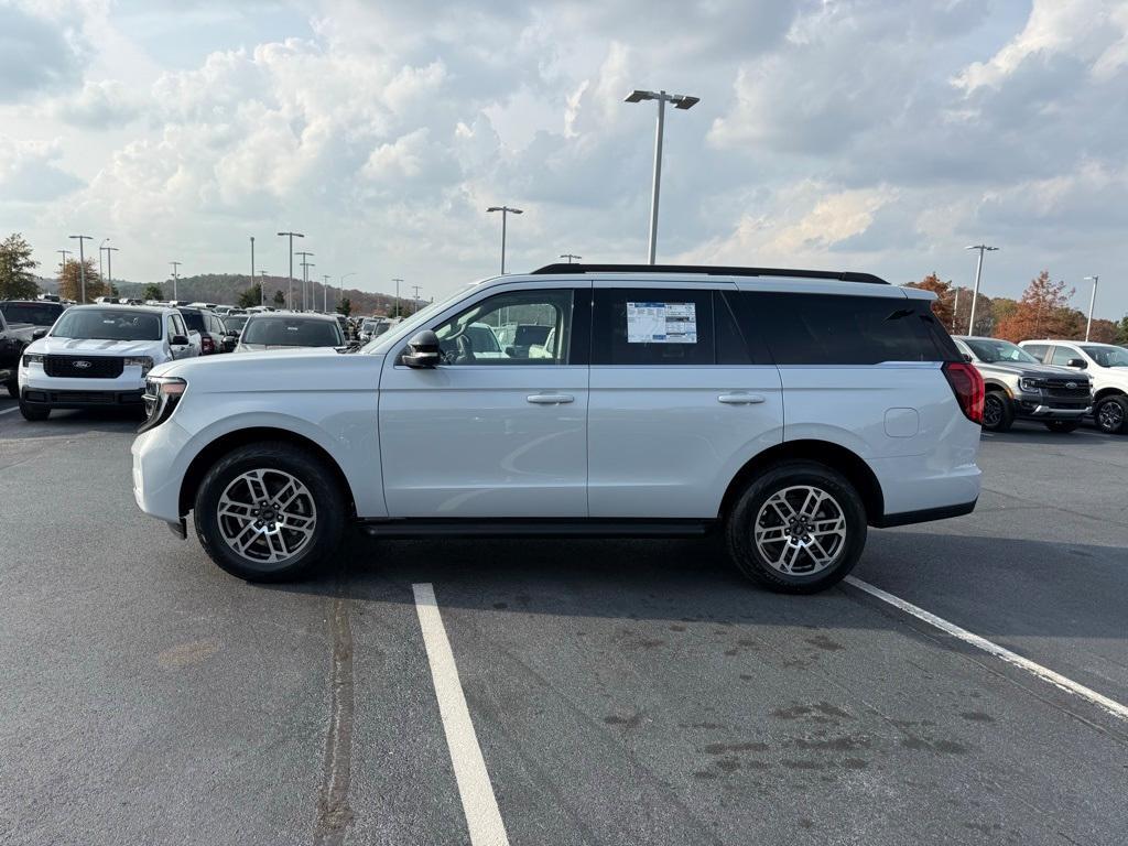 new 2025 Ford Expedition car, priced at $67,990