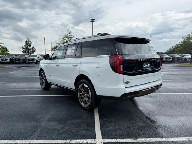 new 2025 Ford Expedition car, priced at $85,910