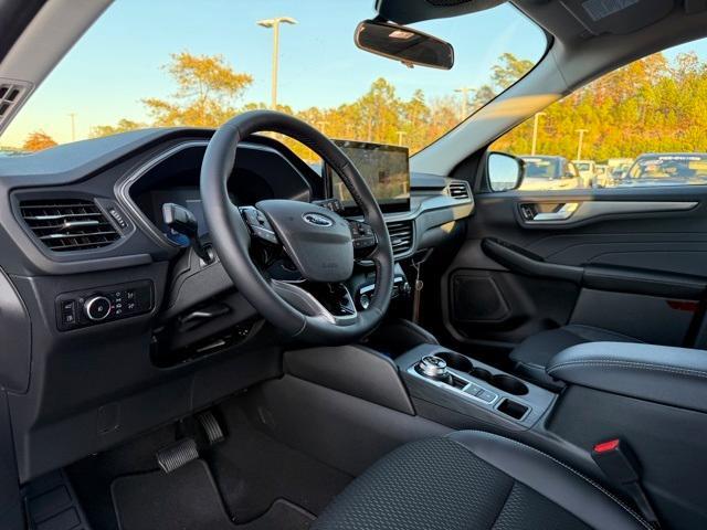 new 2025 Ford Escape car, priced at $37,984