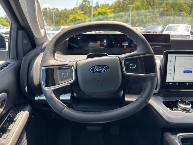 new 2025 Ford Expedition car, priced at $68,210