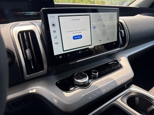 new 2025 Ford Expedition car, priced at $68,210