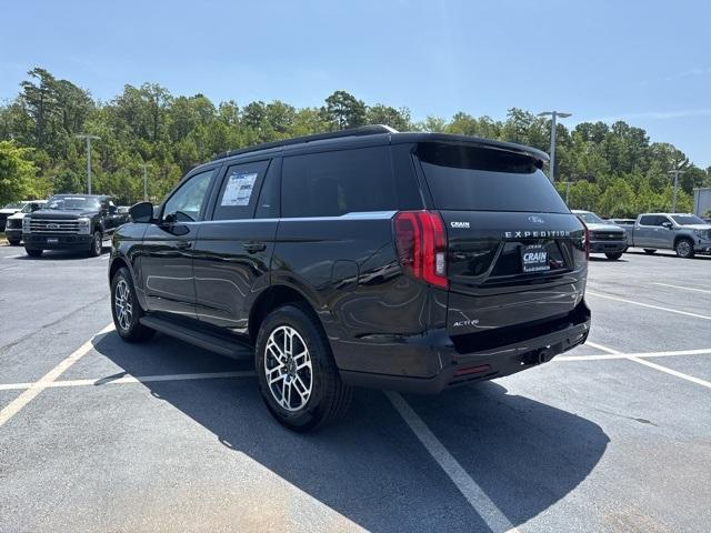 new 2025 Ford Expedition car, priced at $68,210