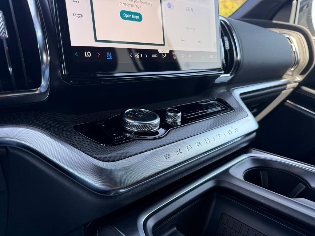 new 2025 Ford Expedition Max car, priced at $81,990