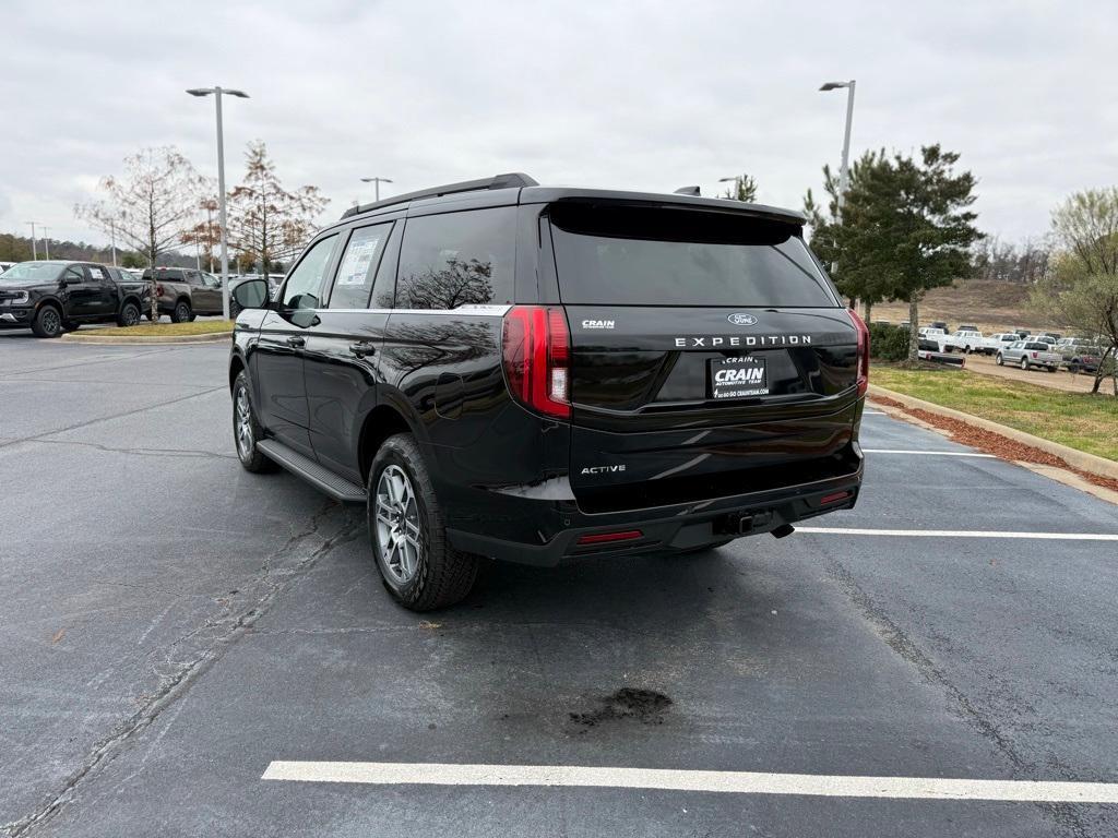 new 2025 Ford Expedition car, priced at $67,990