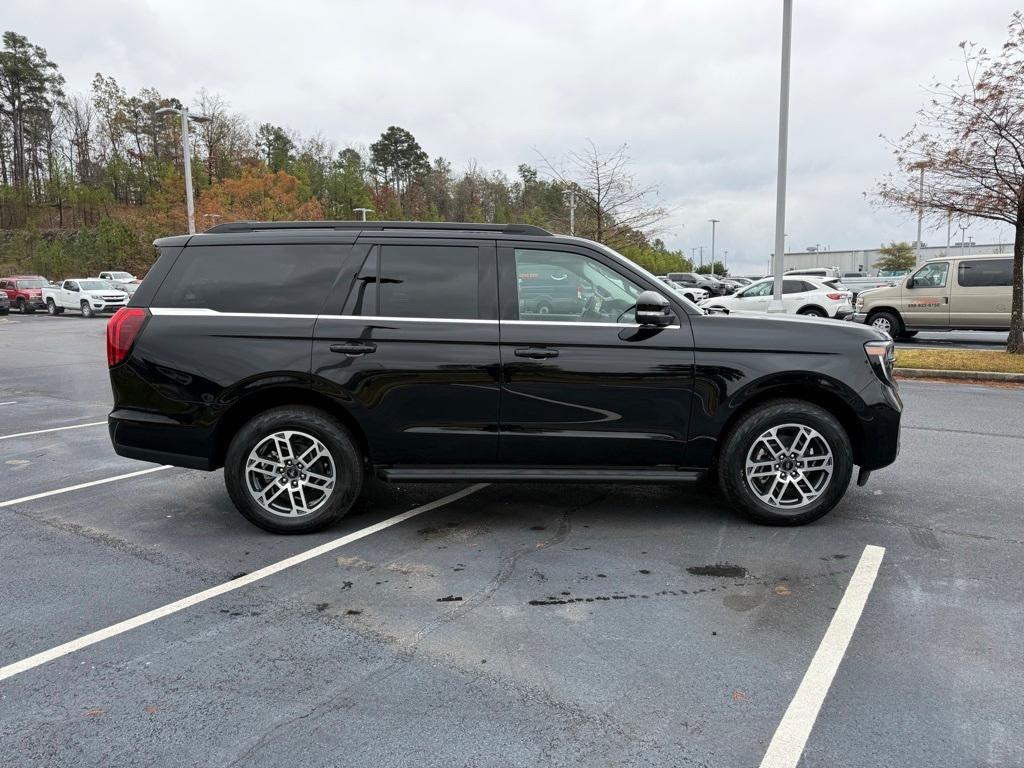 new 2025 Ford Expedition car, priced at $67,990
