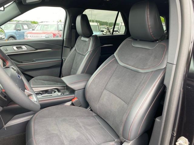 new 2025 Ford Explorer car, priced at $53,827