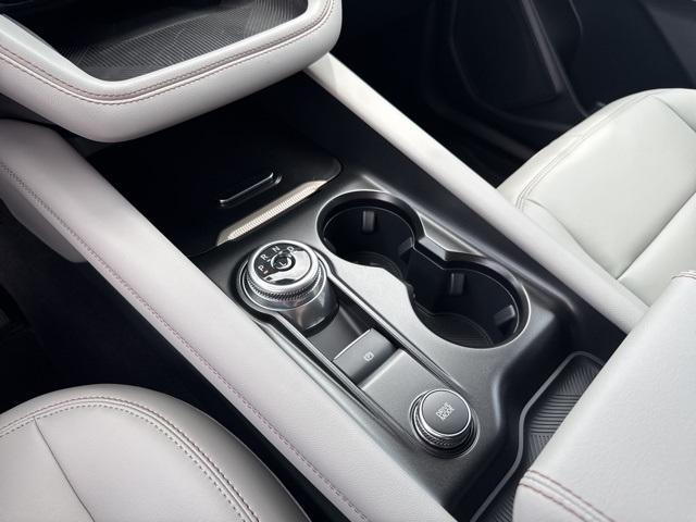 new 2025 Ford Explorer car, priced at $42,423