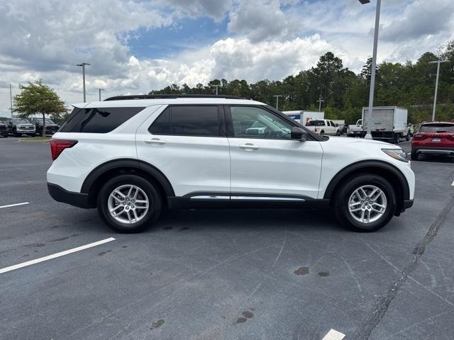 new 2025 Ford Explorer car, priced at $42,423