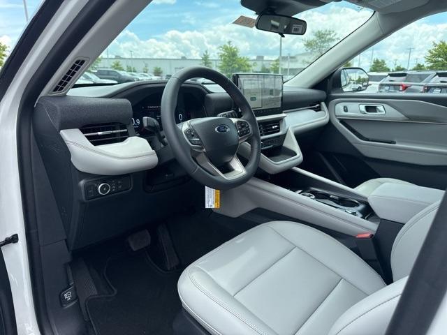 new 2025 Ford Explorer car, priced at $42,423