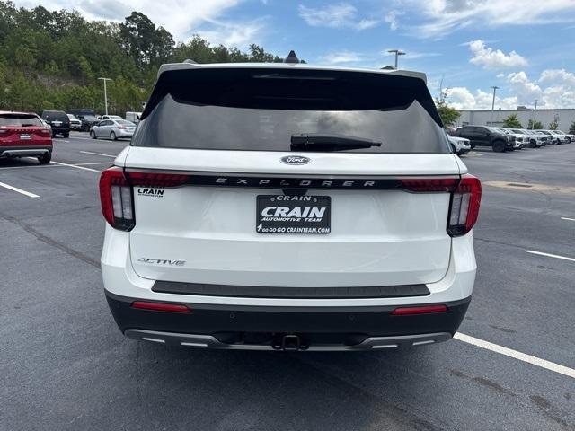new 2025 Ford Explorer car, priced at $42,423