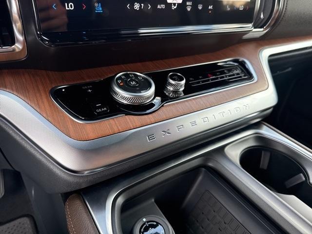 new 2025 Ford Expedition car, priced at $83,359