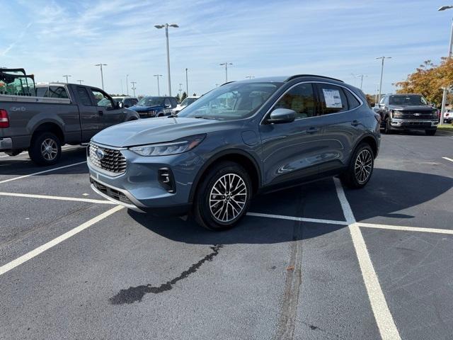 new 2025 Ford Escape car, priced at $40,729