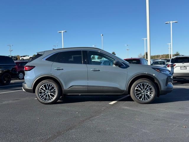 new 2025 Ford Escape car, priced at $37,577