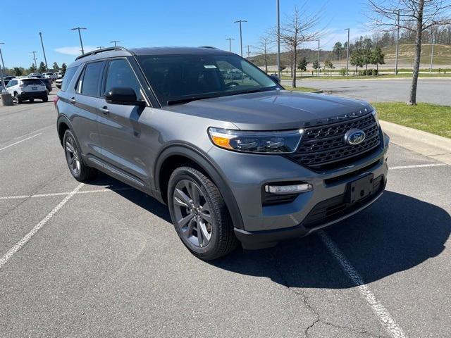 new 2024 Ford Explorer car, priced at $41,325