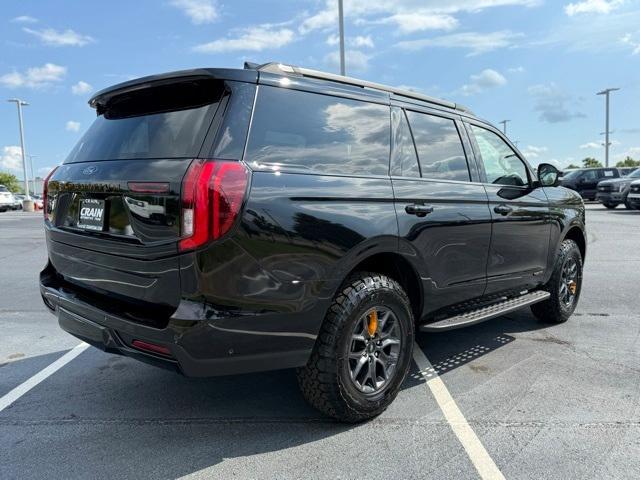 new 2025 Ford Expedition car, priced at $80,945