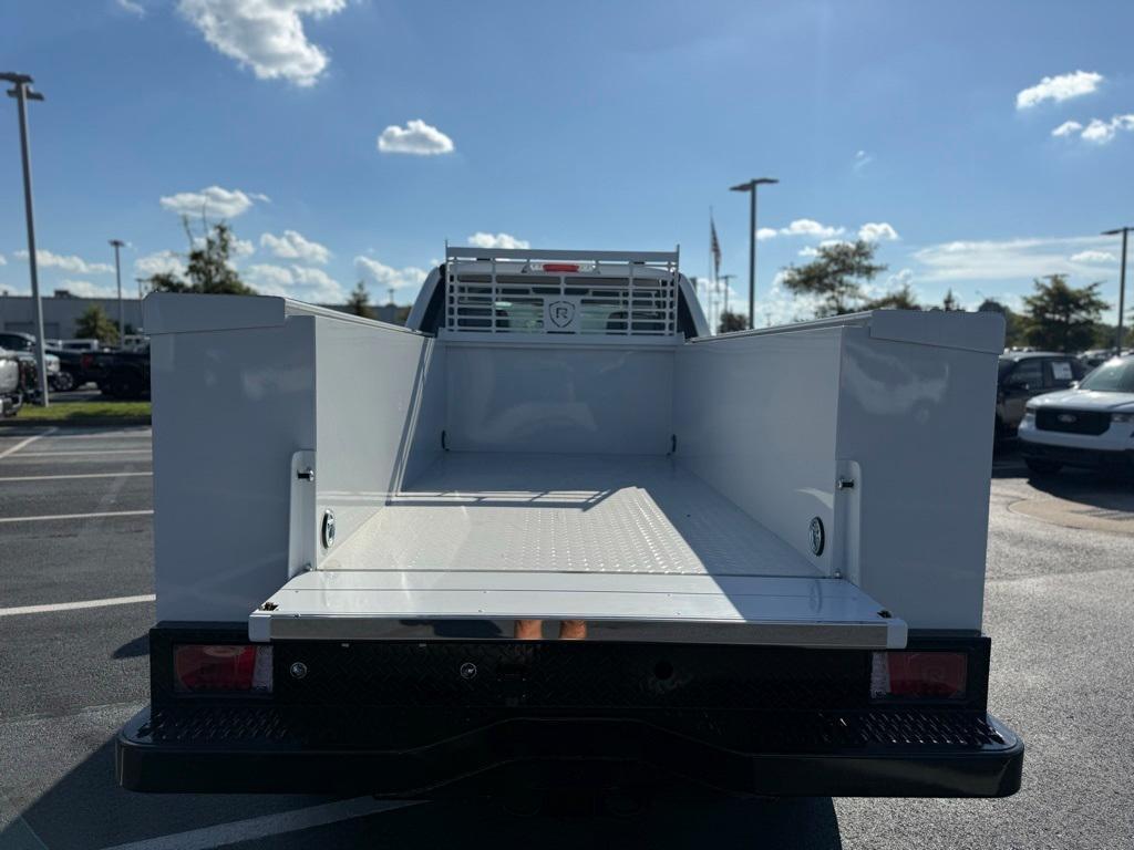 new 2025 Ford F-250 car, priced at $61,235