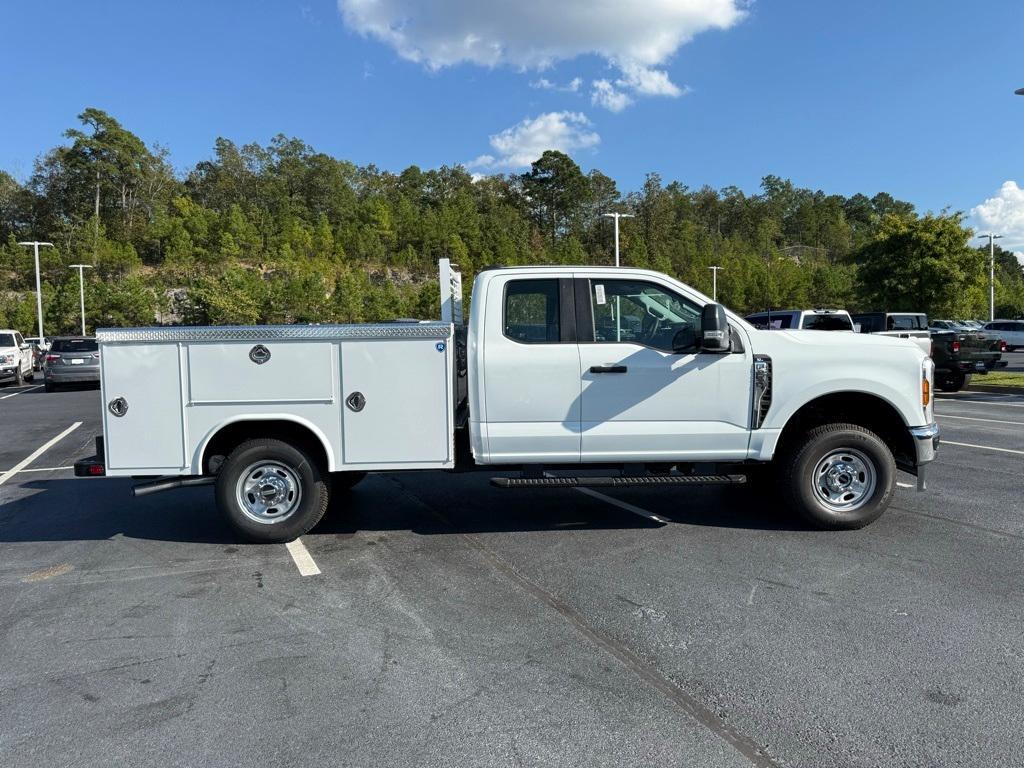 new 2025 Ford F-250 car, priced at $61,235