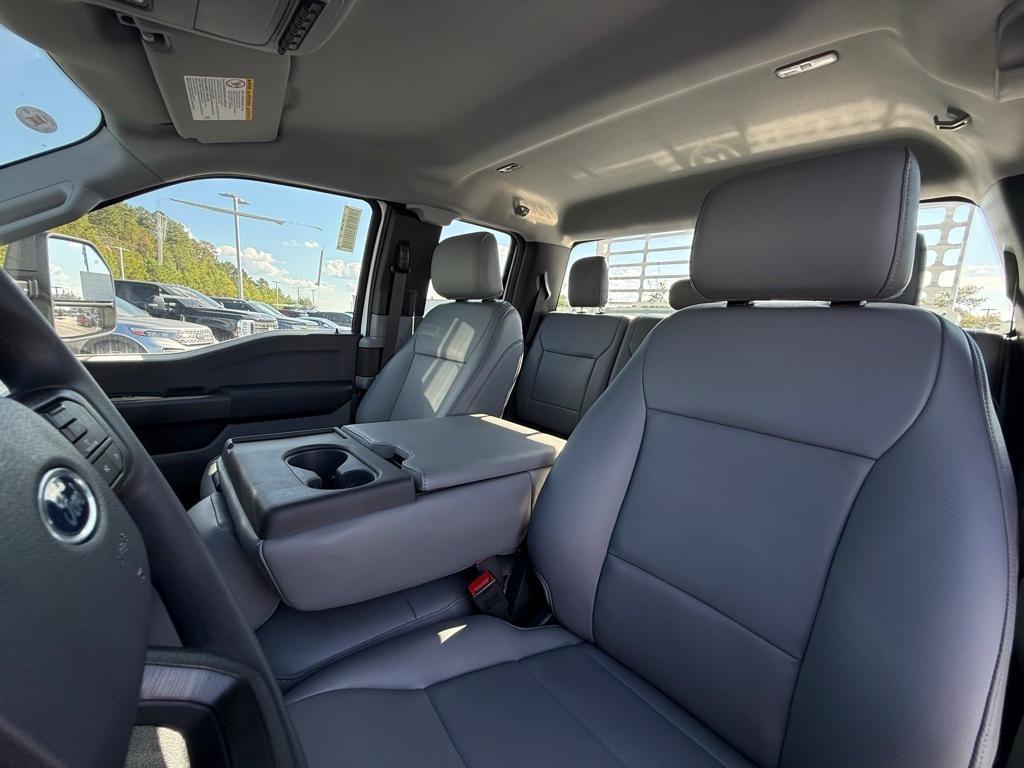new 2025 Ford F-250 car, priced at $61,235