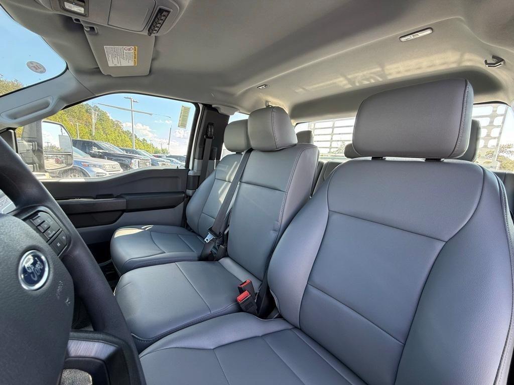 new 2025 Ford F-250 car, priced at $61,235