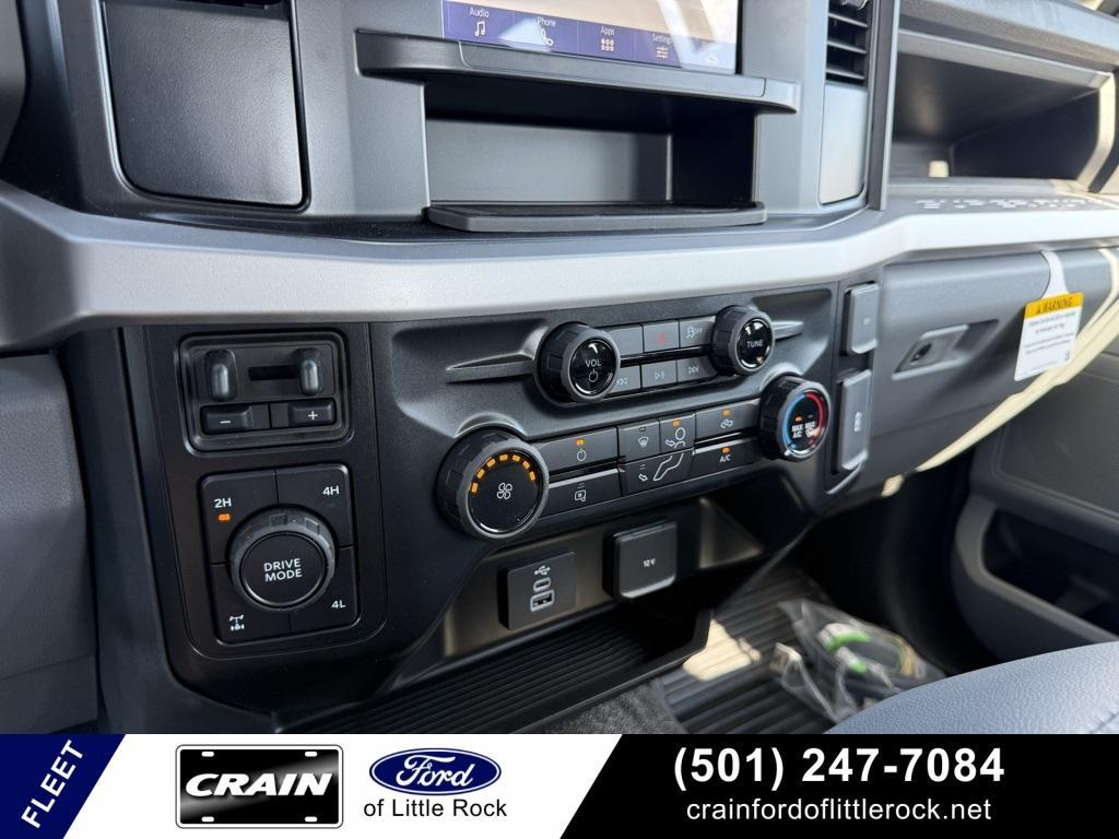 new 2025 Ford F-250 car, priced at $61,235