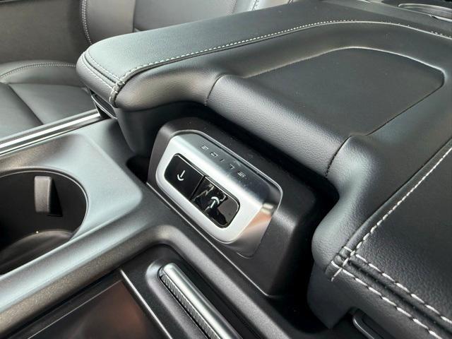 new 2025 Ford Expedition Max car, priced at $83,990