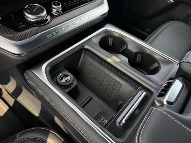 new 2025 Ford Expedition Max car, priced at $83,990