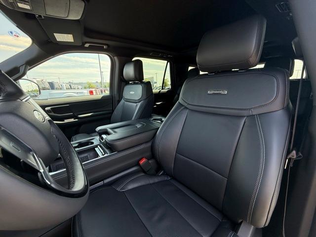 new 2025 Ford Expedition car, priced at $80,990