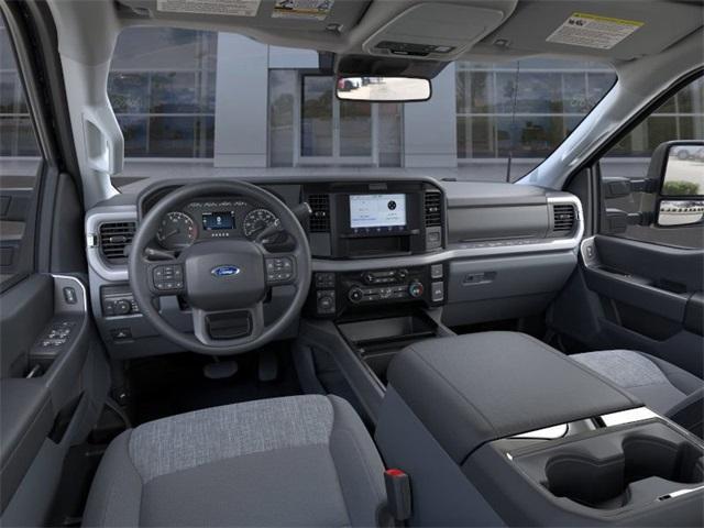new 2025 Ford F-350 car, priced at $61,700