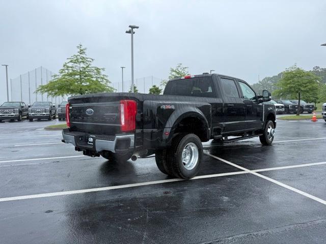 new 2025 Ford F-350 car, priced at $61,700