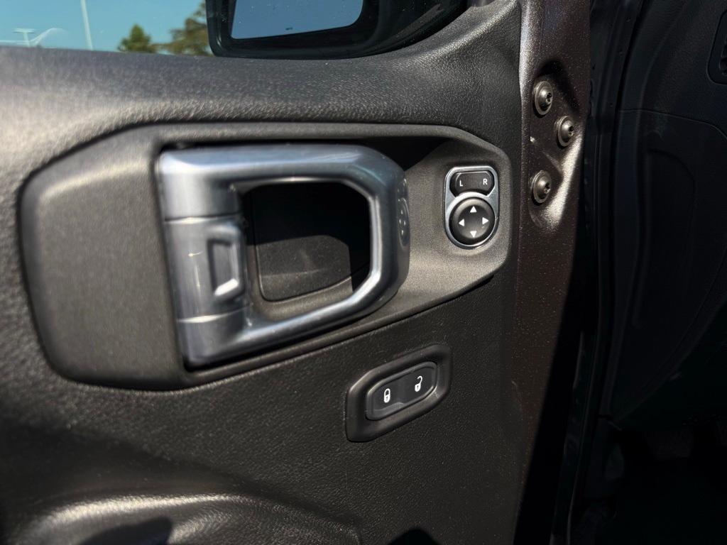 used 2020 Jeep Wrangler Unlimited car, priced at $34,979